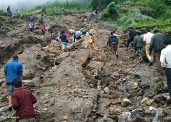 गाउँपालिकाकी उपाध्यक्षको नेतृत्वमा प्रभावित क्षेत्रको अनुगमन