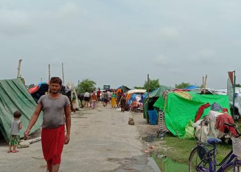 बाढीपिडितलाई खान बस्नको समस्या