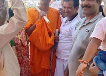 बाढी प्रभावितलाई सहयोग