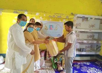 आमाको माया छात्राबासलाई खाद्यन्न सहयोग