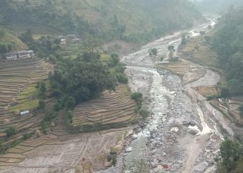 अछामका बाढी पीडितका पीडाः आश्वासन आए, राहत आएन