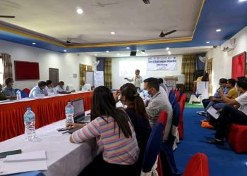 सल्लाहकार समितिको बैठक टीकापुरमा