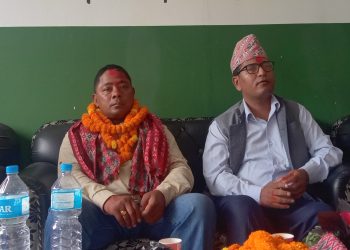 टीकापुर अस्पतालको बधाई तथा अन्तरक्रिया खादा र मालाको कार्यक्रम अब नगरौं : डगौंरा