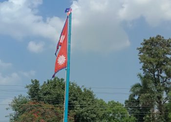 खडक चोकमा राखिएको नेपालको नक्साका दुई टुक्रा हुँदा पनि कसैको ध्यान पुगेन