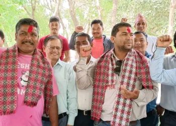 एमालेबाट ढुंगानासहित दर्जनौंले गरे पार्टी परित्याग