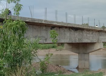 पुल बनेपछि वर्षौंदेखिको ढुङ्गा विस्थापित