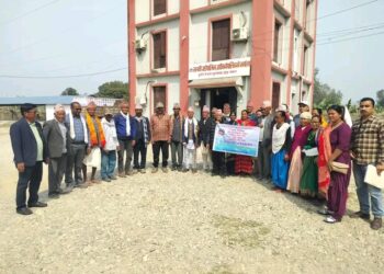 जेष्ठ नागरिकहरूलाई धार्मिक भ्रमणमा