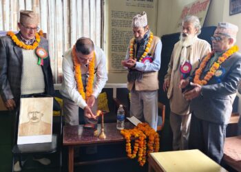 साहित्यिक विचार गोष्ठी सम्पन्न