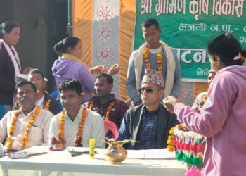 ग्रामीण कृषि सहकारीबाट मल वितरण सुरु