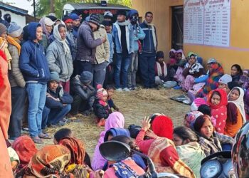 किसानका दु:खका अगाडि जनप्रतिनिधि निरीह