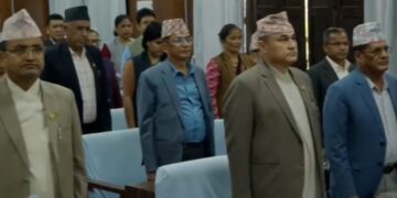 विश्वविद्यालय विधेयक टेबुल