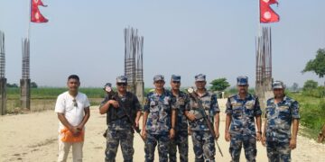 प्रवेशद्वारमा नेपाली झण्डा