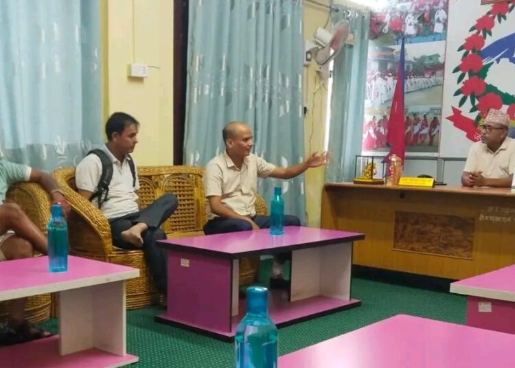 प्लास्टिकका झोलाको प्रयोग गर्न पाउनुपर्ने माग