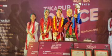 टीकापुर डान्स आइकोनको उपाधी रश्मीलाई