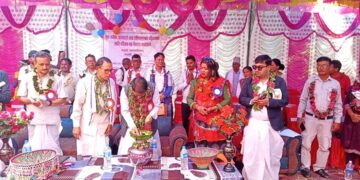 मुक्तकमैयालाई परिचयपत्र वितरण